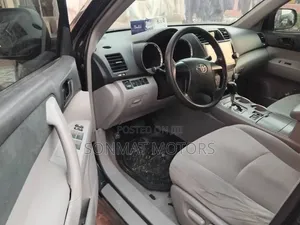 Toyota Highlander Limited 2010 Black