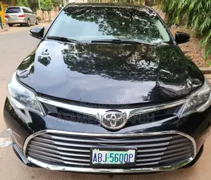 Toyota Avalon XLE Premium Sedan FWD (3.5L 6cyl 6A) 2013 Black