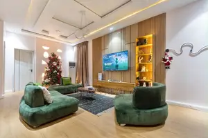 Luxuriously Furnished 4 Bedroom Apartment