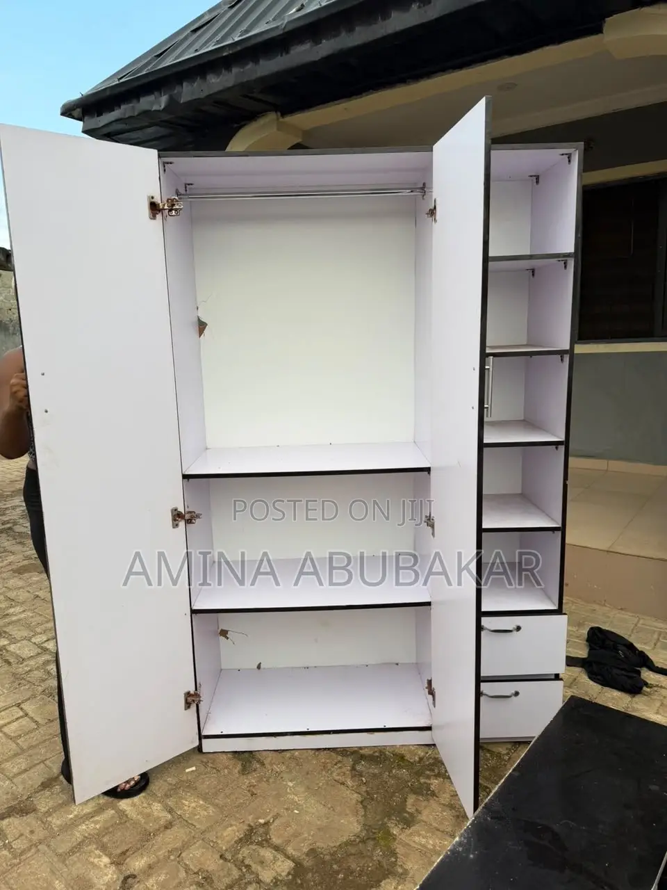 Solid Wardrobe in Ijebu Ode - Ogun State