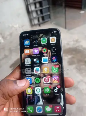 Apple iPhone X 64 GB Black