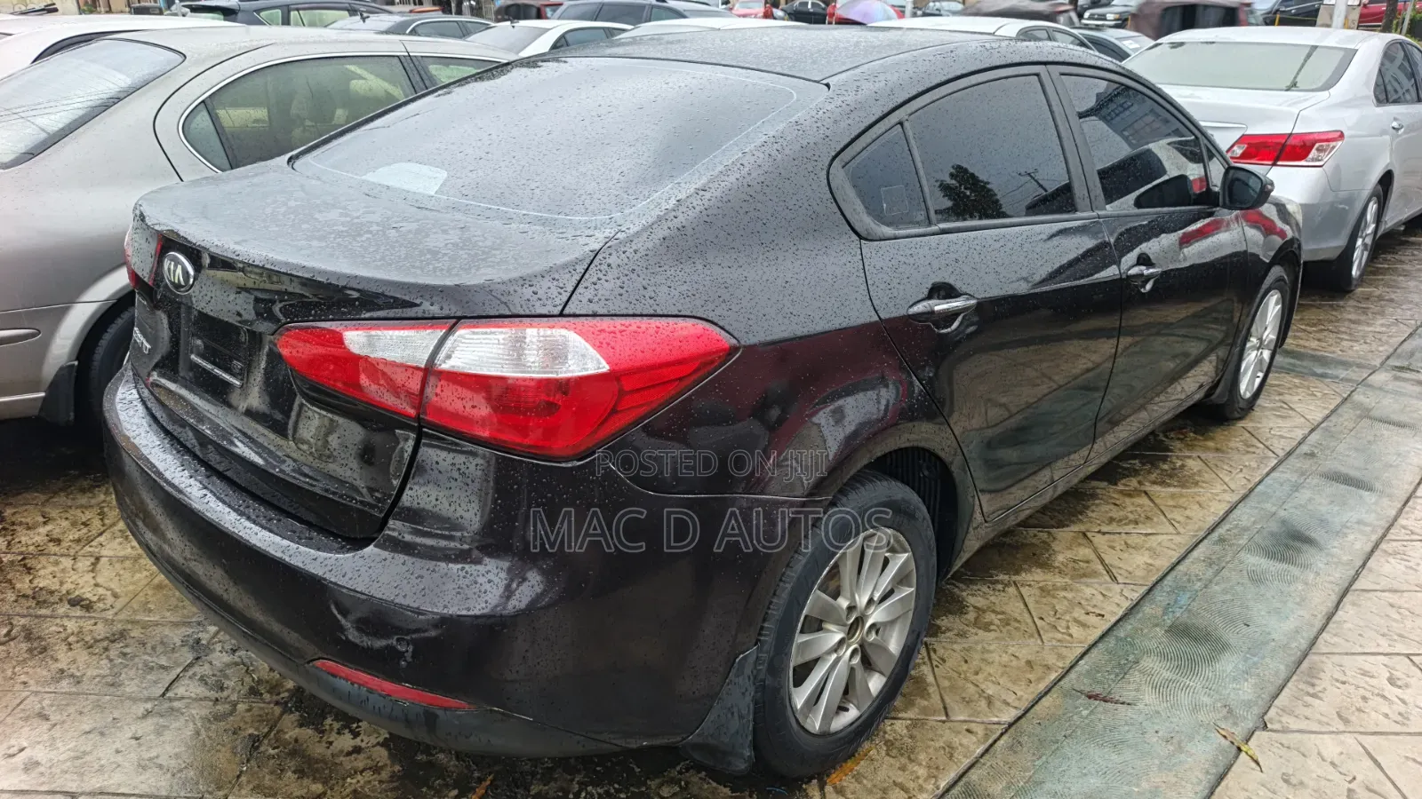 Kia Cerato 2014 Brown