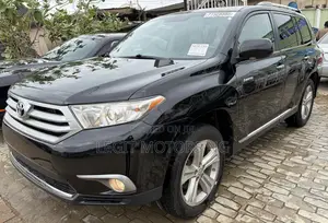 Toyota Highlander Limited 3.5l 4WD 2013 Black