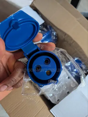 32amps 3pin Industrial Socket/Plug