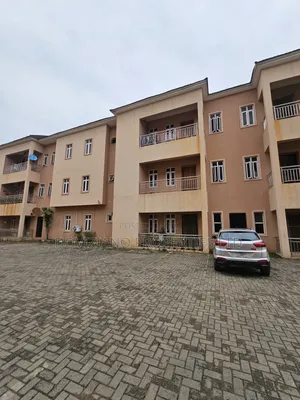 3bdrm Apartment in Ikeja GRA for rent