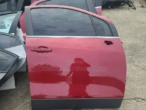 Front Right Door CHEVROLET Trax 2014