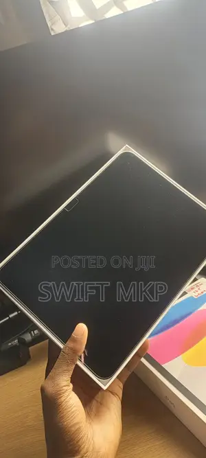 Apple iPad (2025) 128 GB Silver