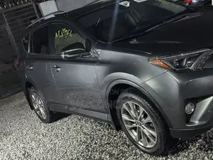Toyota RAV4 2017 Green