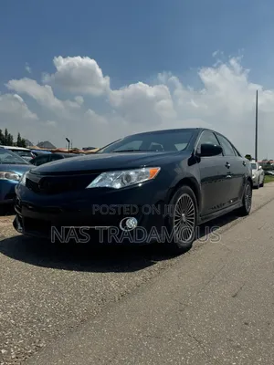 Toyota Camry LE 4dr Sedan (2.5L 4cyl 6A) 2014 Black