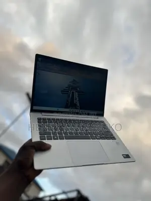 Laptop HP EliteBook 640 G11 32GB Intel Core Ultra 7 SSD 512GB