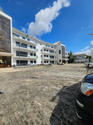 Furnished 3bdrm Penthouse in Jabi for rent