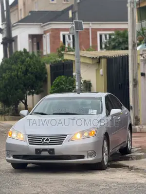Lexus ES 350 2012 Silver