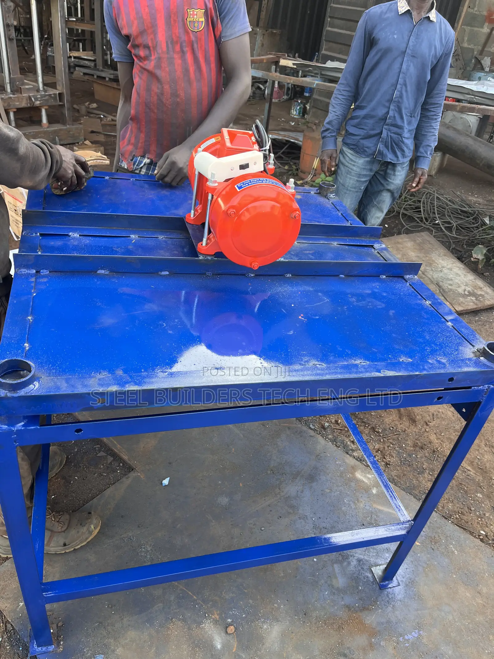 Vibrating Table