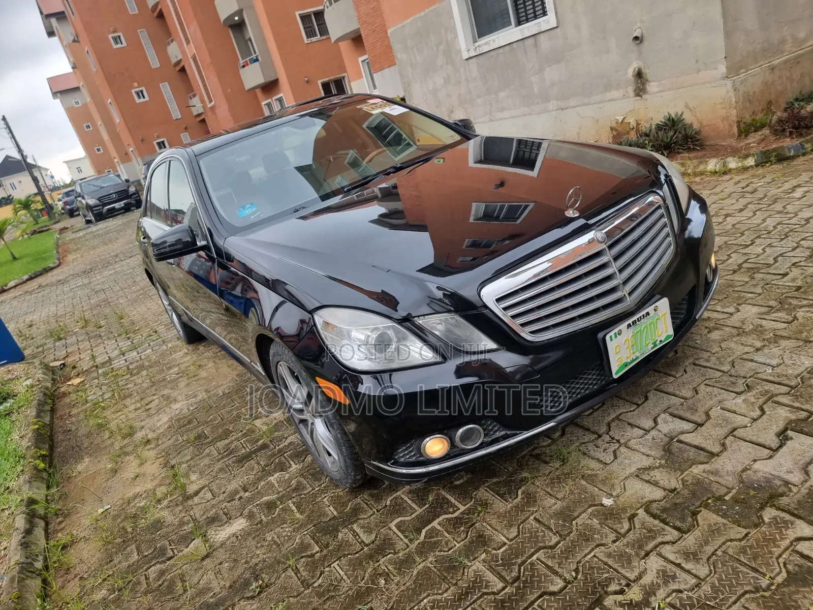 Mercedes-Benz E350 2011 Black