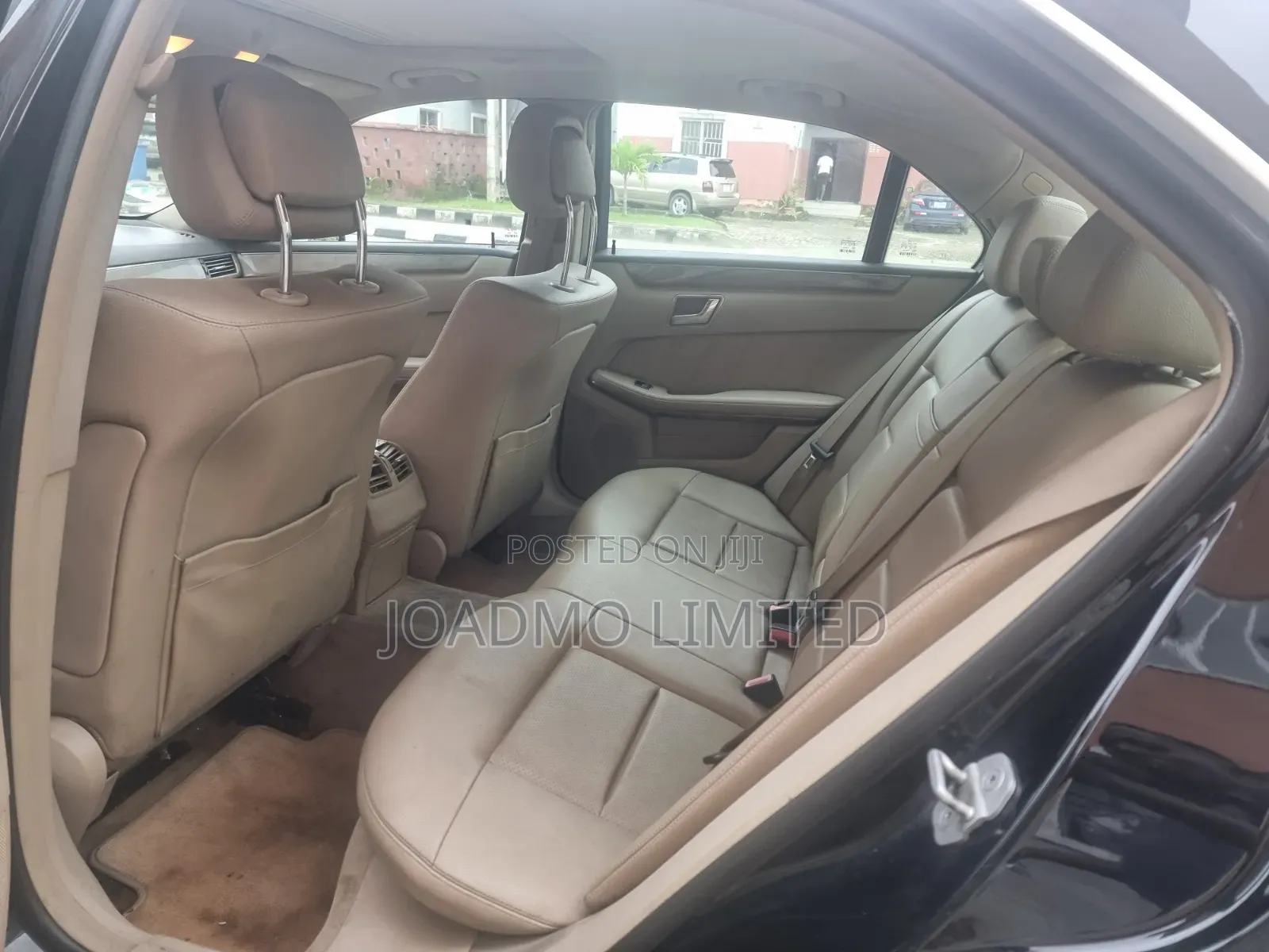 Mercedes-Benz E350 2011 Black