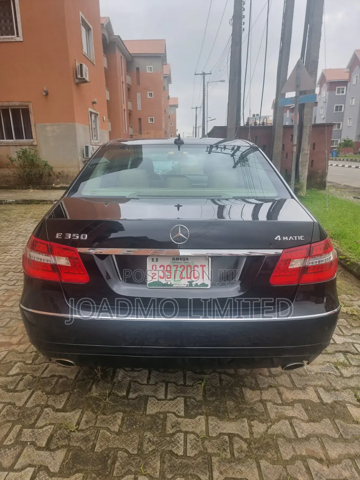Mercedes-Benz E350 2011 Black