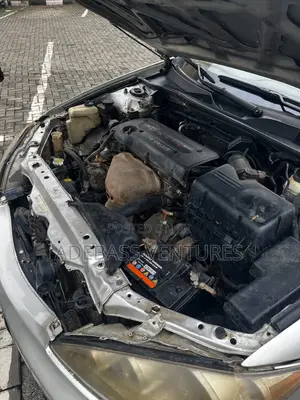 Toyota Camry LE 4dr Sedan (2.4L 4cyl 4A) 2004 Gray