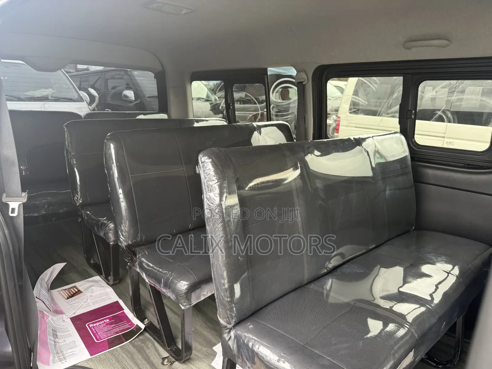 Toyota HiAce 2016 Black