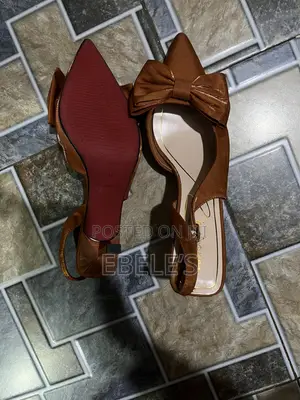 Ladies Half Shoe