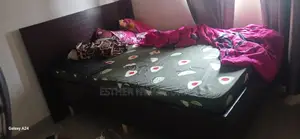 Bed and Matrass 6 by 4