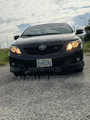 Toyota Corolla 2010 Black