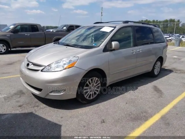 Toyota Sienna XLE 2008 Silver
