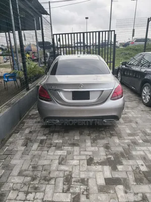 Mercedes-Benz C300 2019 Gray