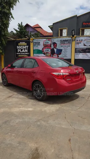 Toyota Corolla 2016 Red