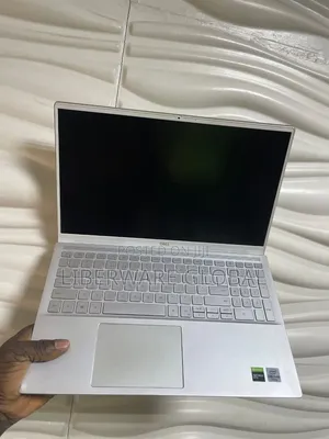 Laptop Dell Inspiron 15 7590 16GB Intel Core i5 SSD 256GB