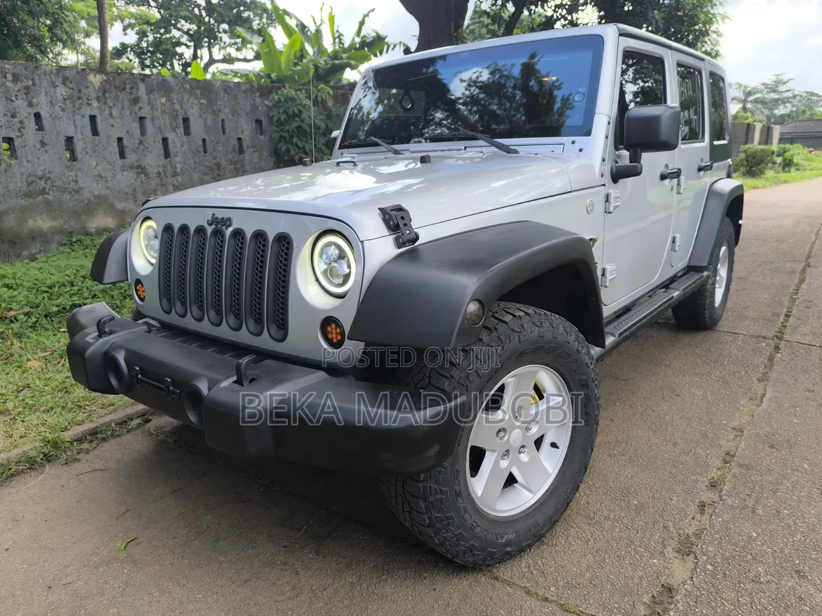 Jeep Wrangler Rubicon 2010 Silver