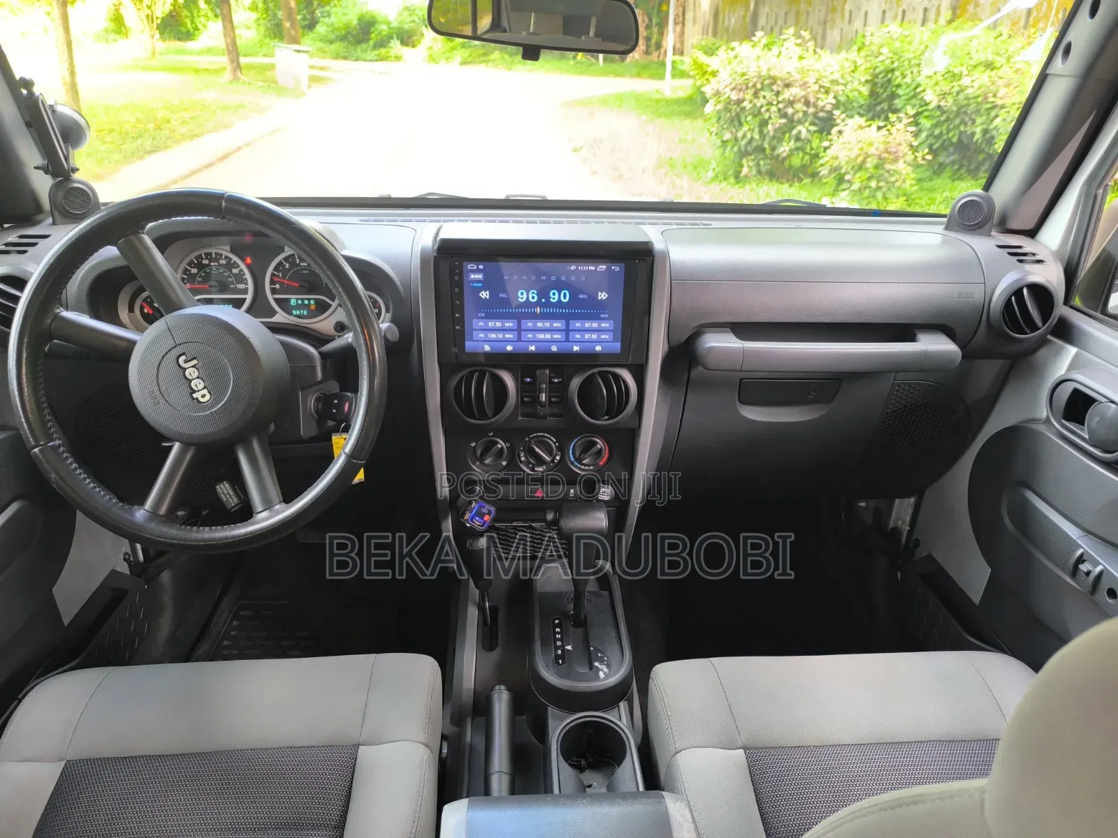 Jeep Wrangler Rubicon 2010 Silver