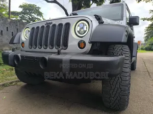 Jeep Wrangler Rubicon 2010 Silver