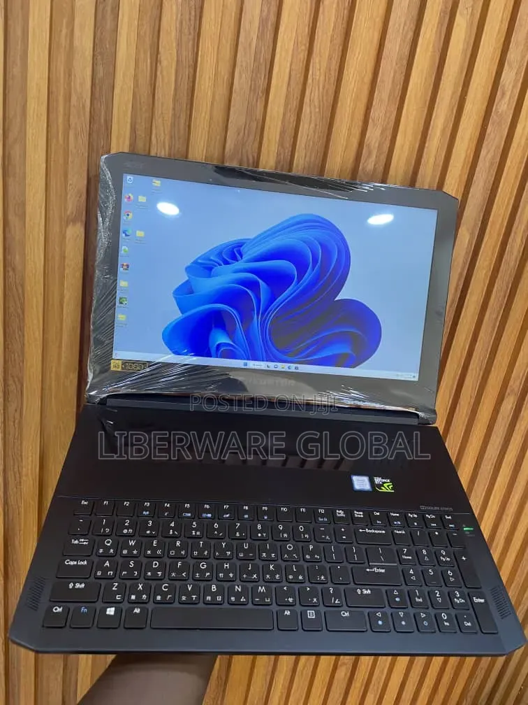 Laptop Acer Predator Triton 700 16GB Intel Core i7 SSD 512GB