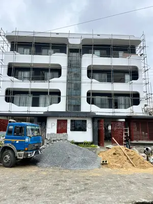 2bdrm Apartment in Lekki Phase 1 for sale