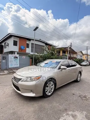 Lexus ES 2013 Beige