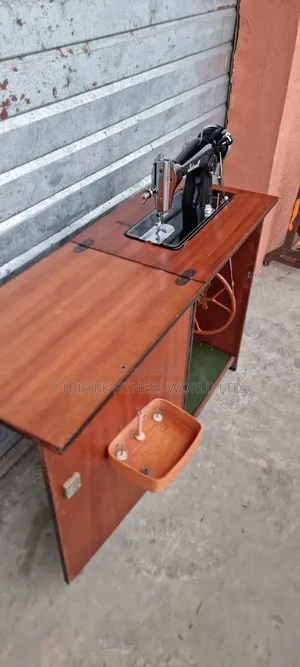 Ideal Straight Sewing Machine
