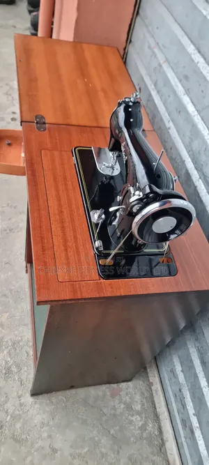 Ideal Straight Sewing Machine