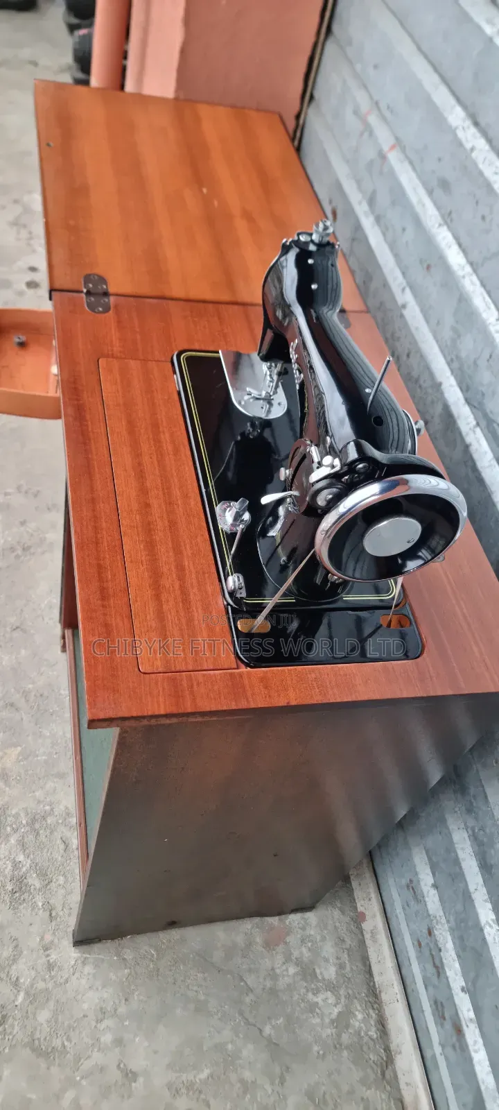Ideal Straight Sewing Machine
