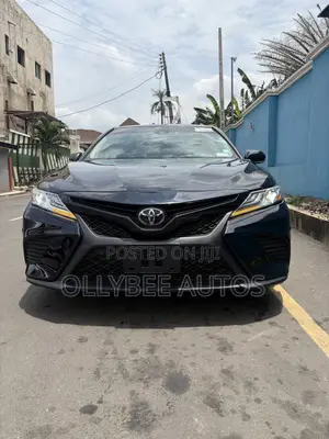 Toyota Camry XSE V6 FWD (3.5L 6cyl 8AM) 2018 Black