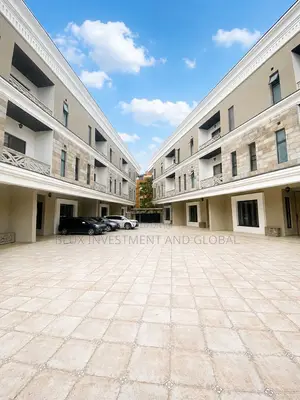 5bdrm Duplex in Ikoyi, Gerard Road for sale