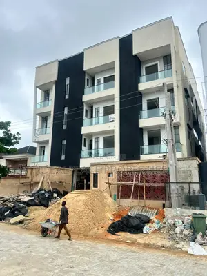 2bdrm Apartment in Lekki Phase 1 for sale