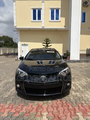 Toyota Corolla S 4dr Sedan (1.8L 4cyl CVT) 2015 Black