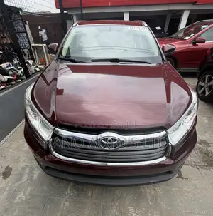 Toyota Highlander XLE 4dr SUV AWD (3.5L 6cyl 6A) 2015 Burgundy