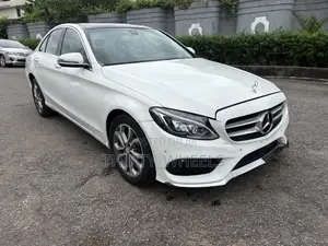 Mercedes-Benz C300 2016 White