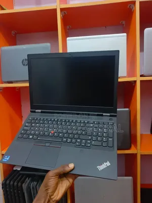 Laptop Lenovo ThinkPad P15s 16GB Intel Core i9 SSD 512GB