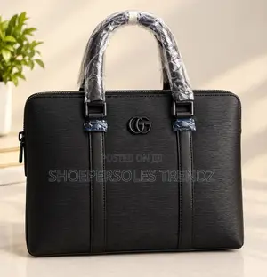 Leather Laptop Bag | Compact and Duable