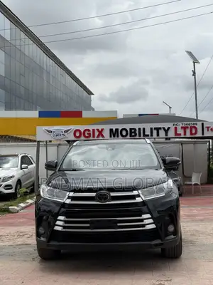 Toyota Highlander XLE 2019 Black