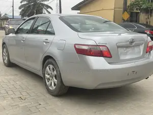 Toyota Camry LE 4dr Sedan (2.4L 4cyl 5A) 2007 Silver