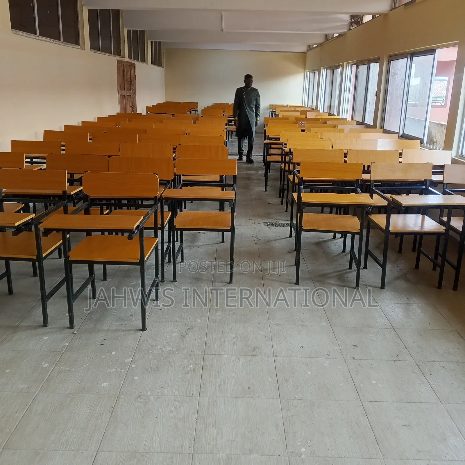 High Quality Students Chairs