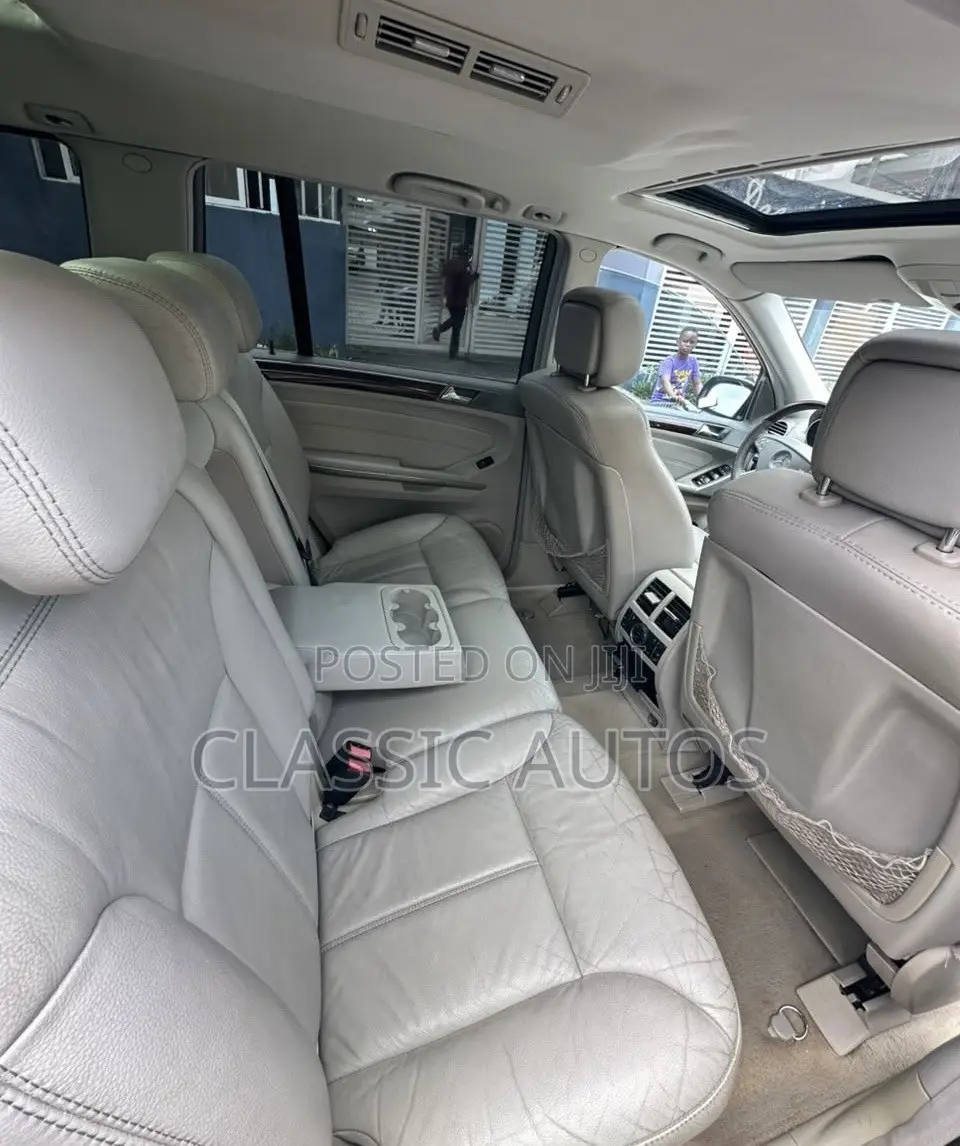 Mercedes-Benz GL-Class 2009 Blue